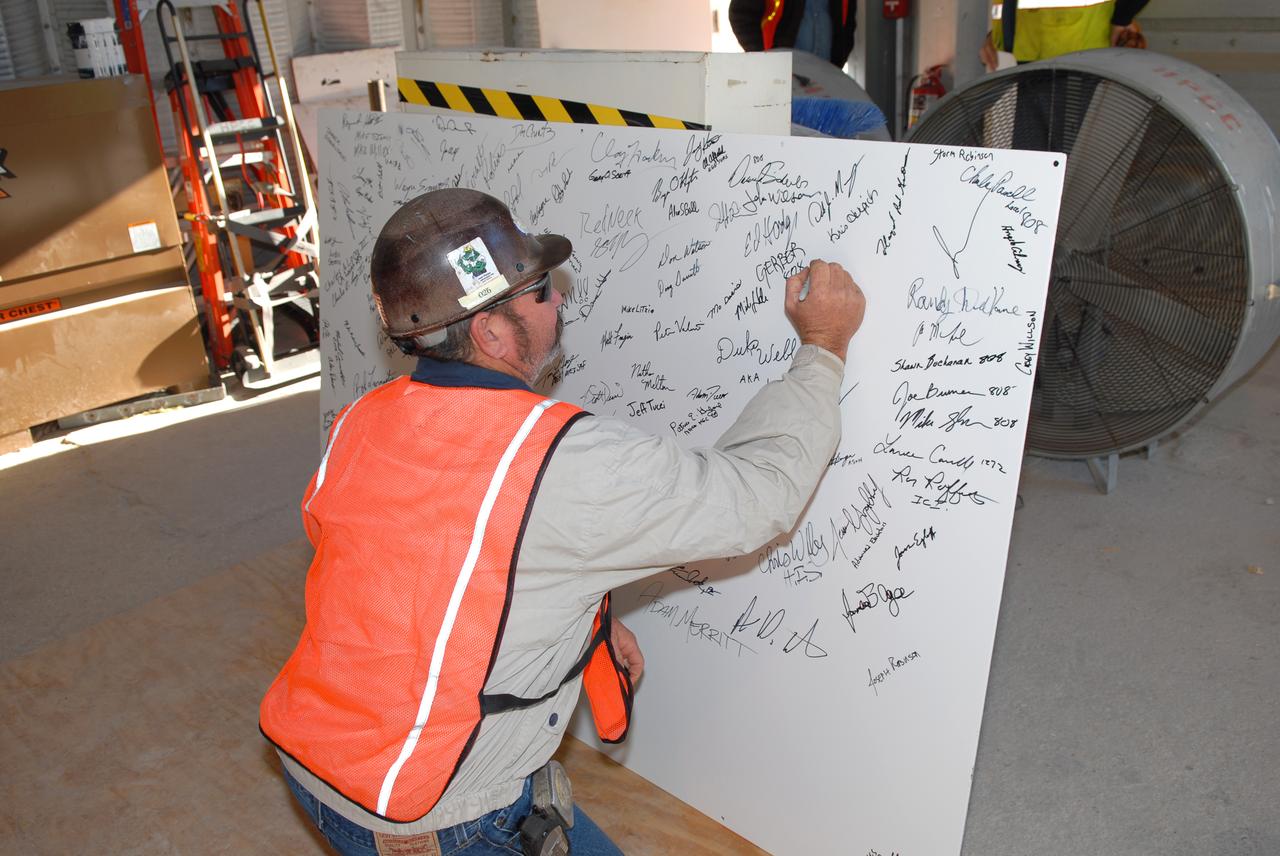 CONSTELLATION - NEW MLP CONSTRUCTION PROGRESS - SIGNING AND TREE 