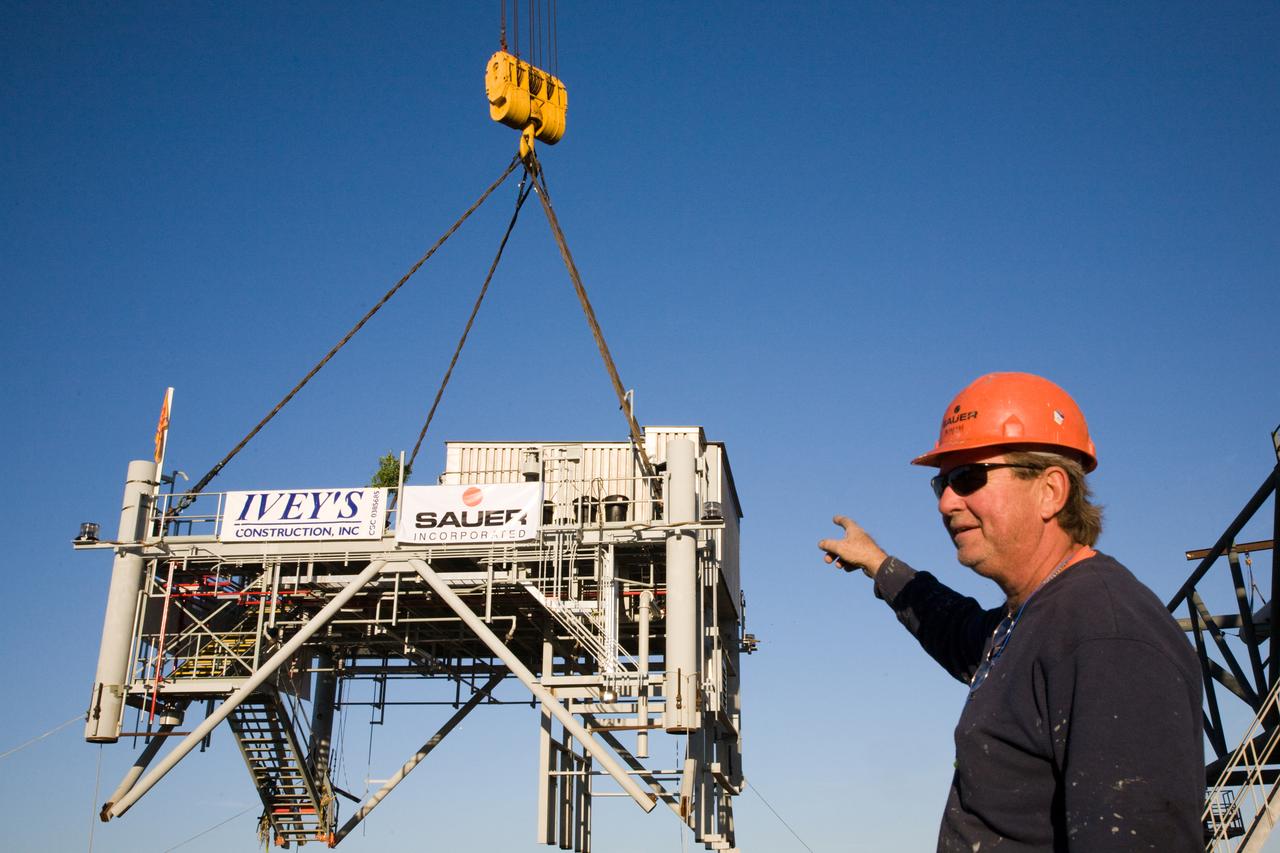 CONSTELLATION - NEW MLP CONSTRUCTION PROGRESS - 10TH TOWER SEGMENT LIFT