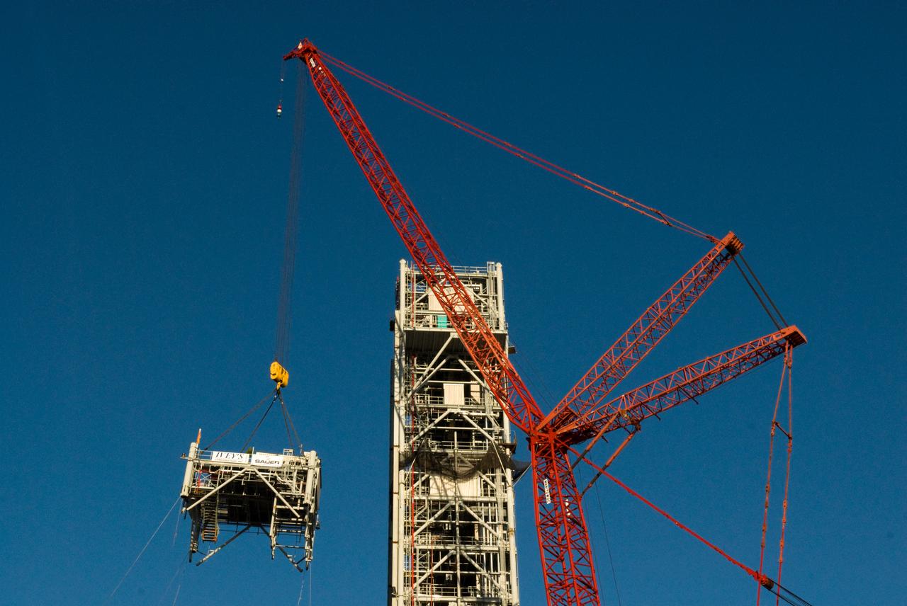 CONSTELLATION - NEW MLP CONSTRUCTION PROGRESS - 10TH TOWER SEGMENT LIFT