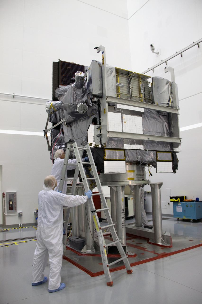 GOES-P MOVE TO FUELING STAND & MEDIA DAY