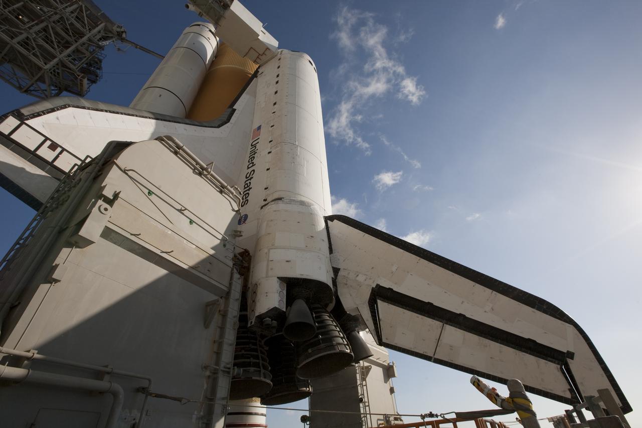 STS-130 LAUNCH L-1 RSS ROLLBACK