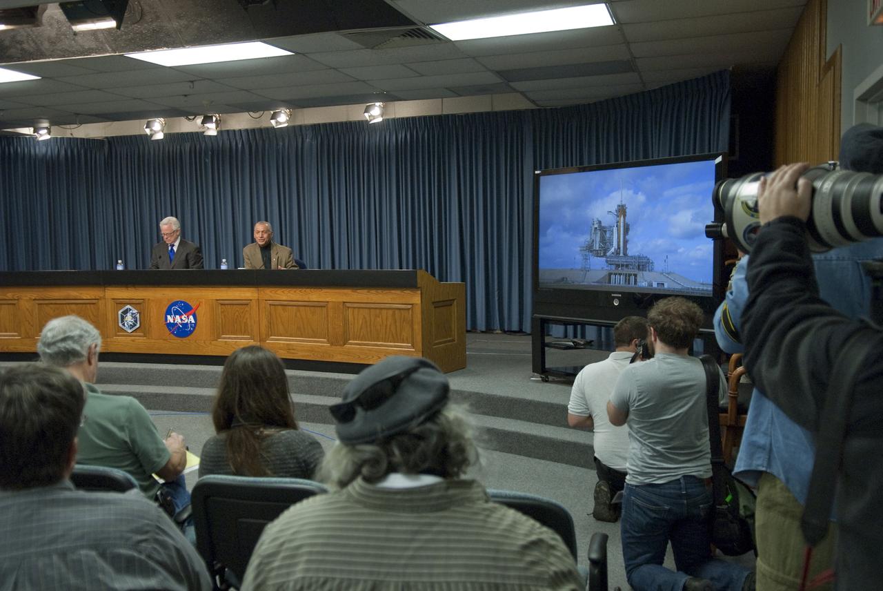 NASA ADMINISTRATOR CHARLIE BOLDEN BRIEFS MEDIA ON NEW NASA BUDGET