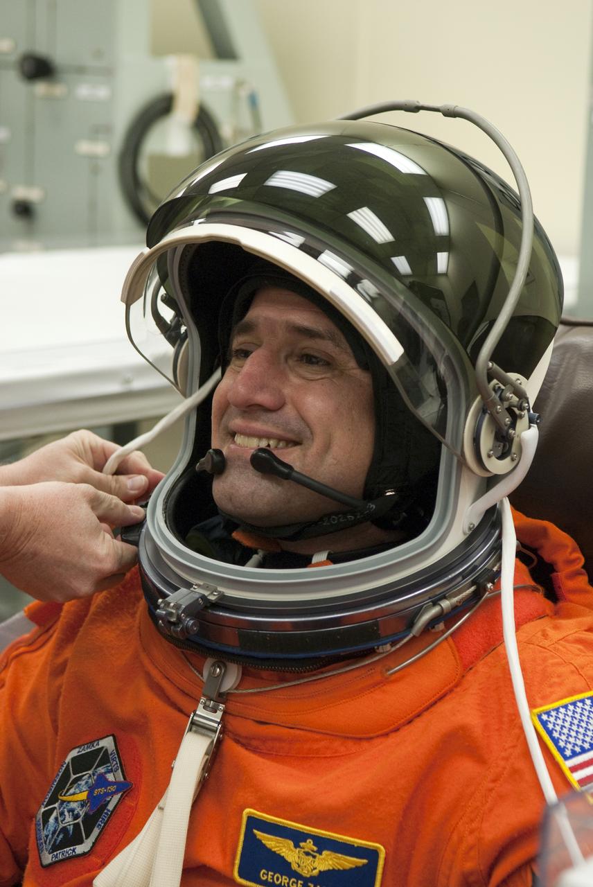 STS-130 LAUNCH L-0 SUITING