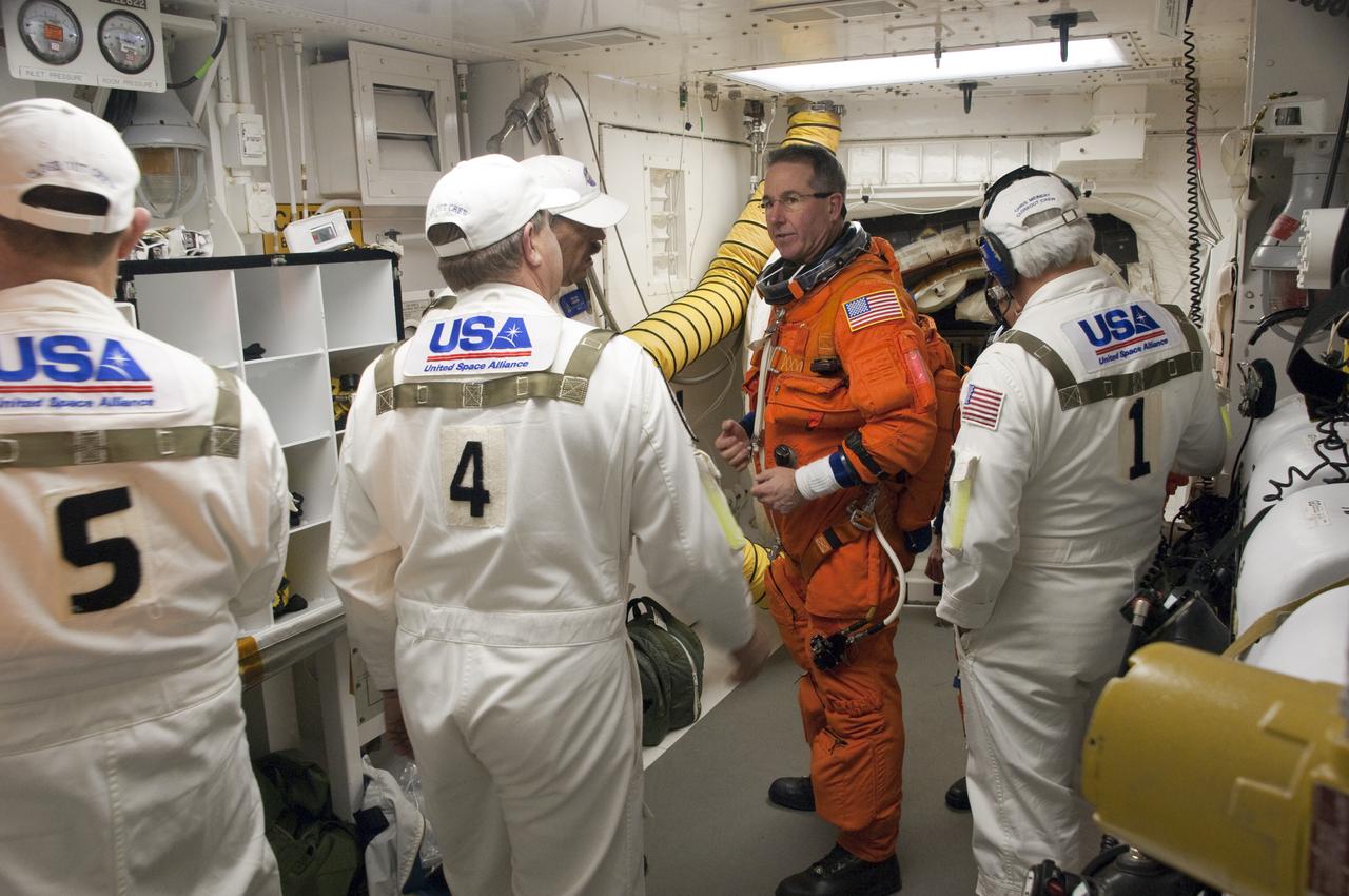 STS-130 LAUNCH L-0 WHITE ROOM ACTIVITIES