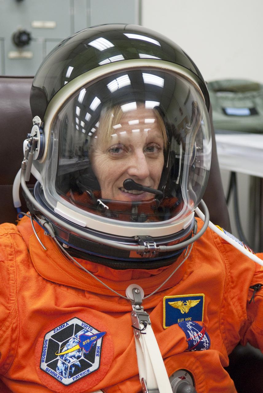 STS-130 LAUNCH L-0 SUITING