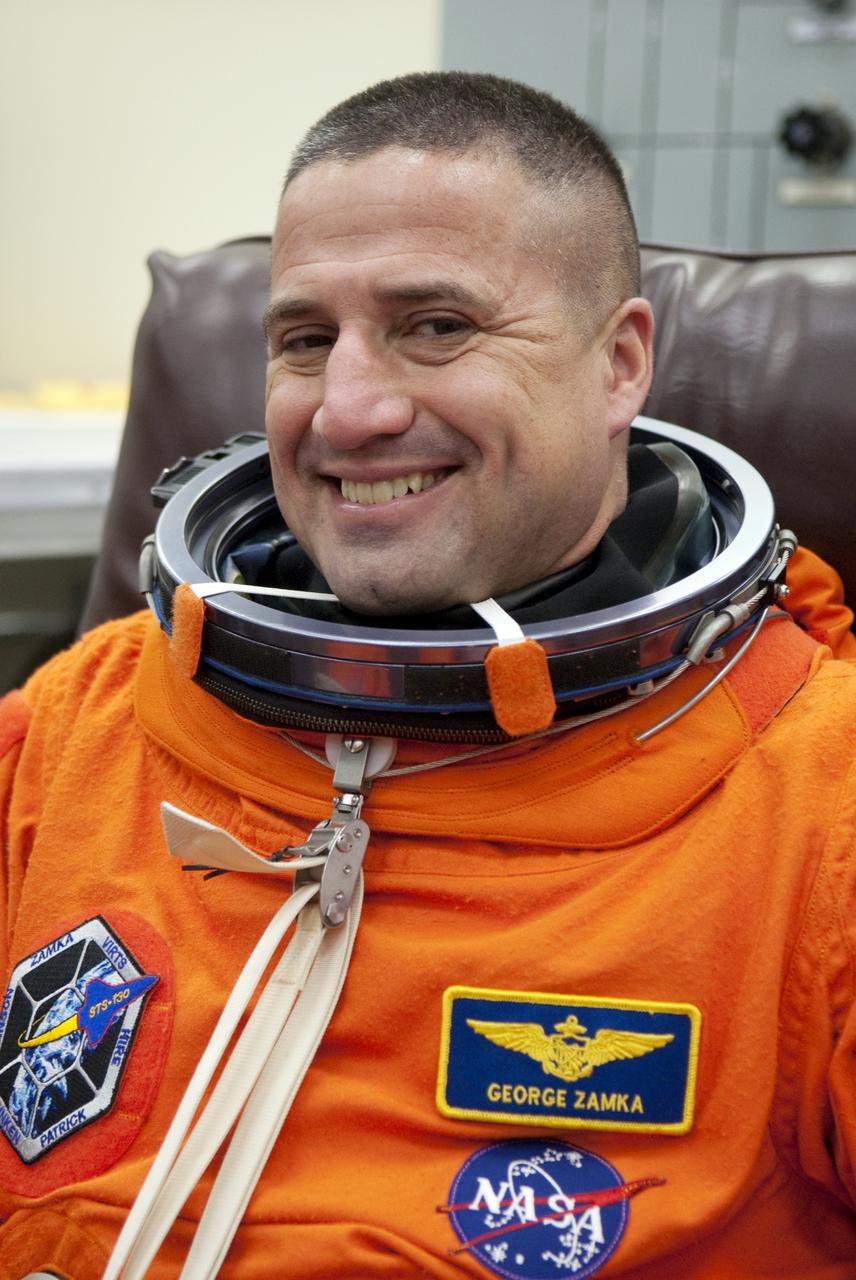 STS-130 LAUNCH L-0 SUITING