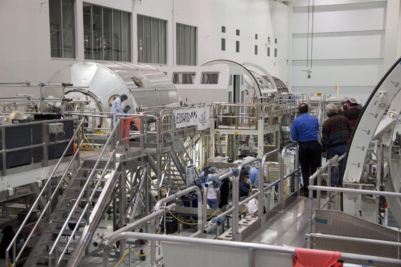 STS-131 MPLM LEONARDO MEDIA EVENT