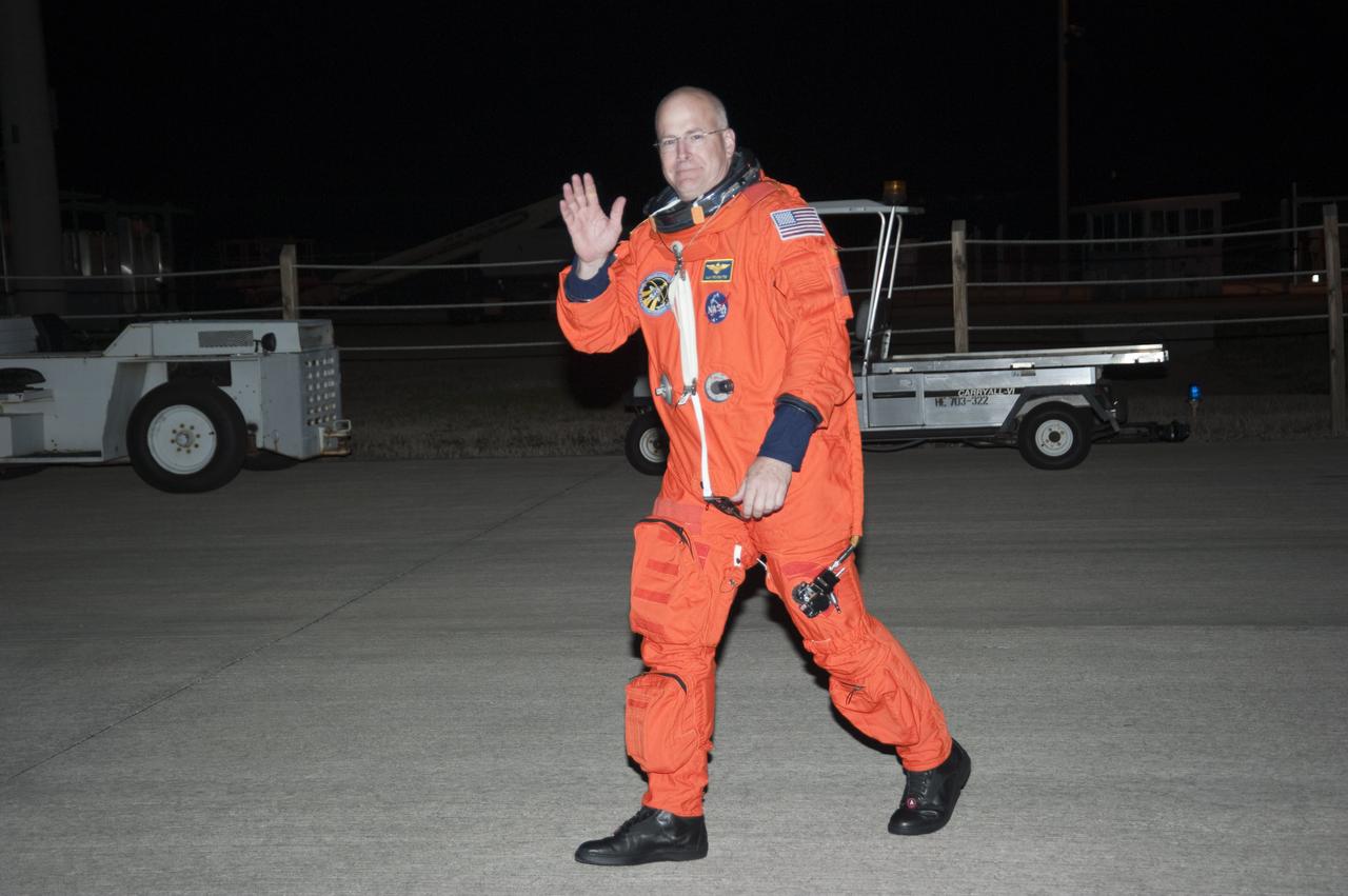 STS-131 TCDT - Suited STA's