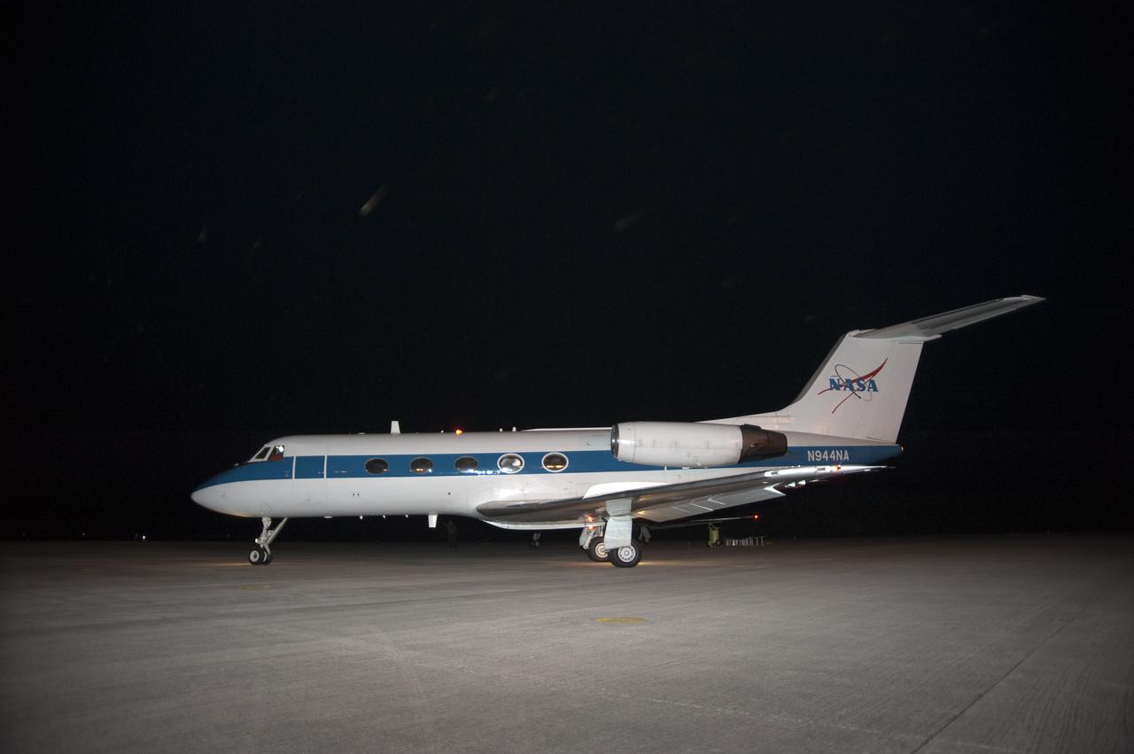 STS-131 TCDT - Suited STA's