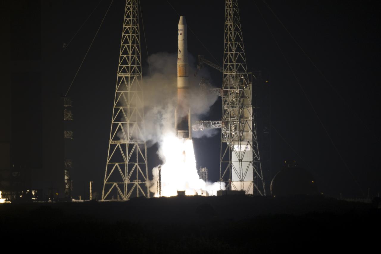 CAPE CANAVERAL, Fla. – At Launch Complex 37 on Cape Canaveral Air Force Station in Florida, a United Launch Alliance Delta IV rocket carrying NASA's GOES-P meteorological satellite lifts off at 6:57 p.m. EST. GOES-P, the latest Geostationary Operational Environmental Satellite, was developed by NASA for the National Oceanic and Atmospheric Administration, or NOAA. The GOES-P spacecraft will be placed in a 22,300-mile-high geosynchronous orbit where it will appear to hover over a single point on Earth. The spacecraft is outfitted with a complex suite of observation instruments and cameras so it can accurately report on weather and climate conditions on Earth. For information on GOES-P, visit http:__www.nasa.gov_mission_pages_GOES-P_main_index.html. Photo credit: NASA_Kenny Allen