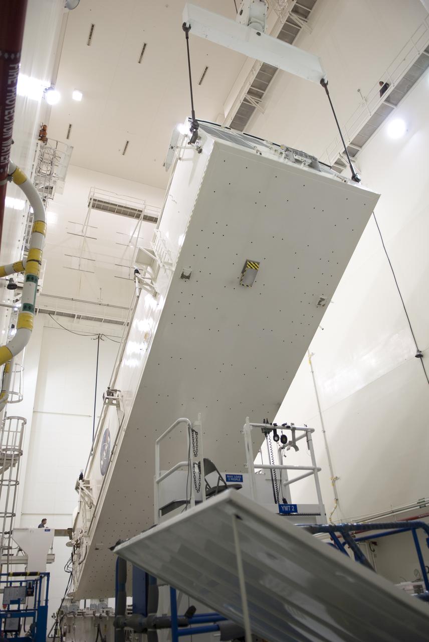 STS-131 PAYLOAD CANISTER ROTATION