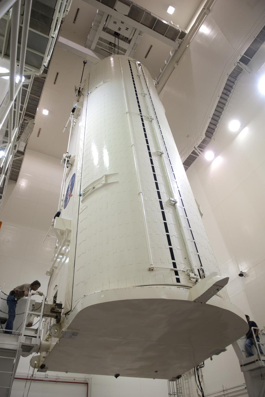 STS-131 PAYLOAD CANISTER ROTATION