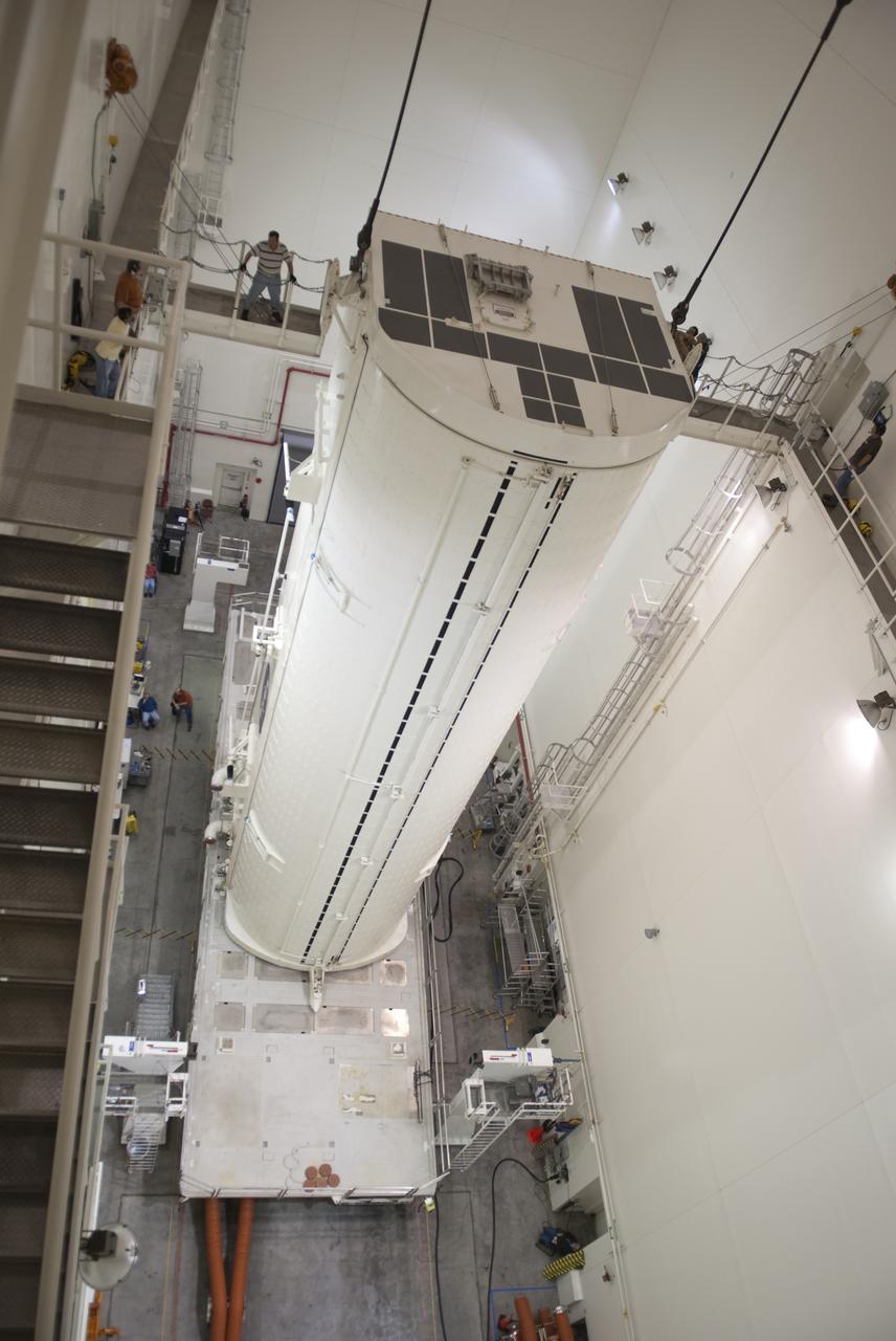 STS-131 PAYLOAD CANISTER ROTATION