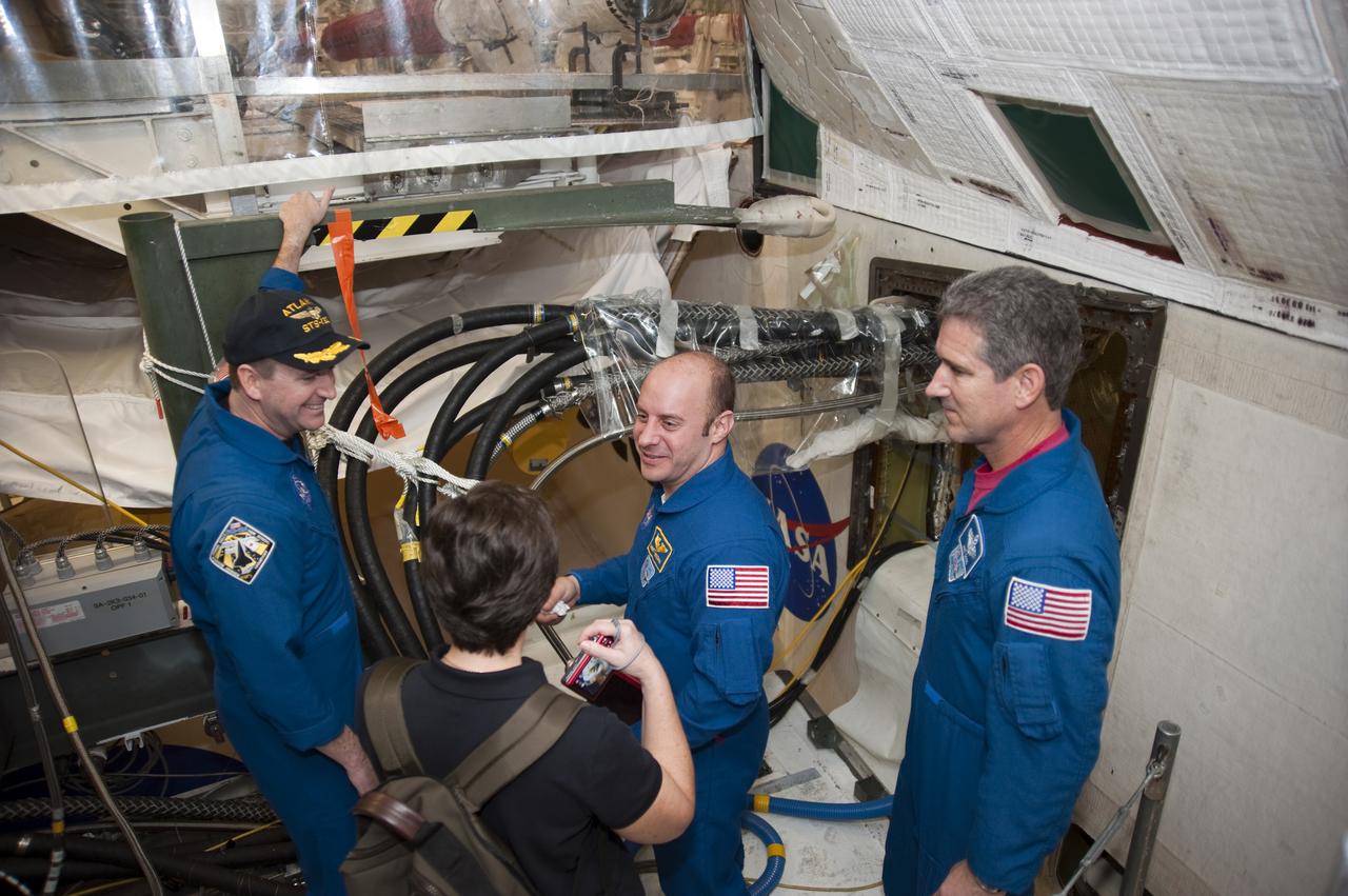 STS-132 CREW CEIT - ATLANTIS