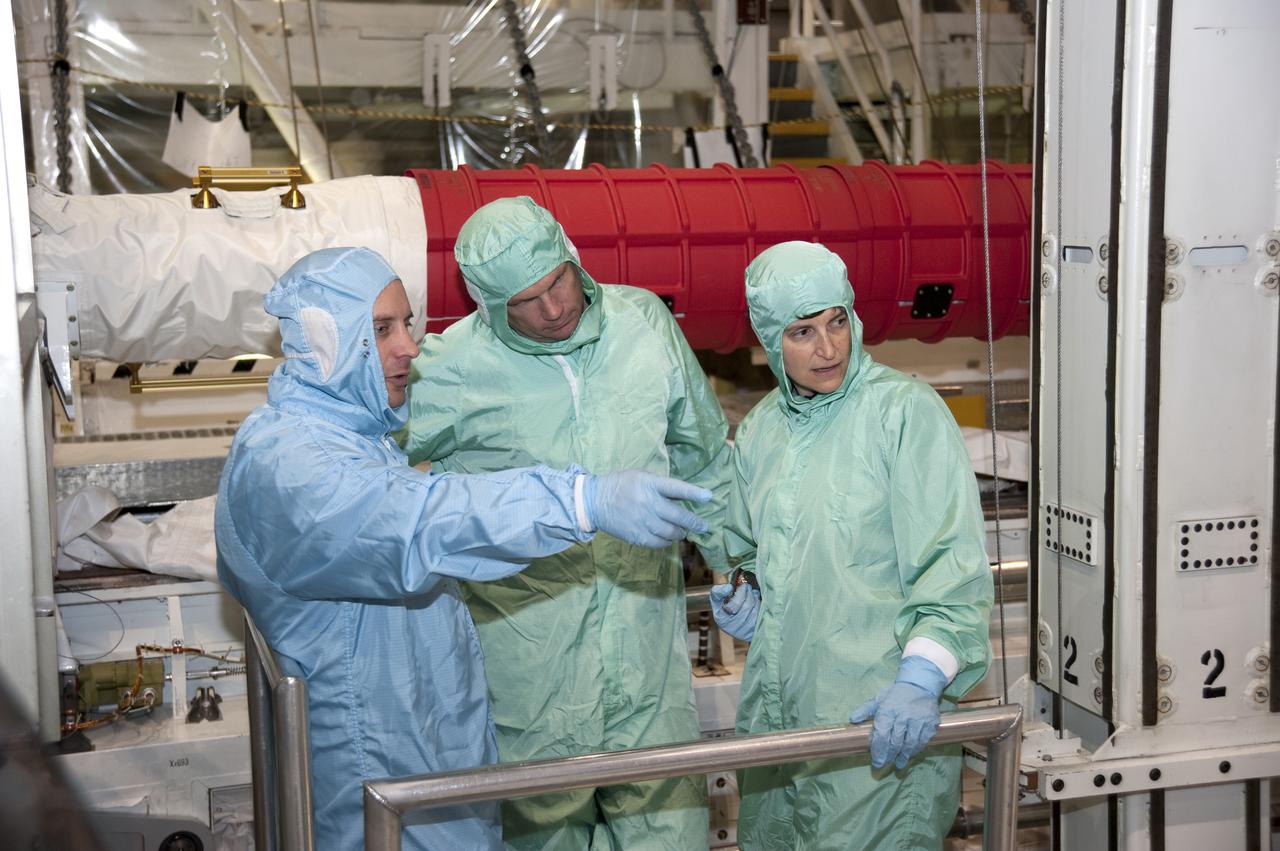 STS-132 CREW CEIT - ATLANTIS