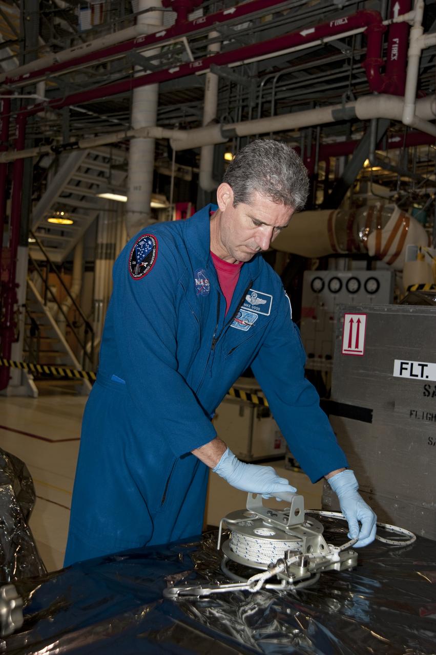 STS-132 CREW CEIT - ATLANTIS