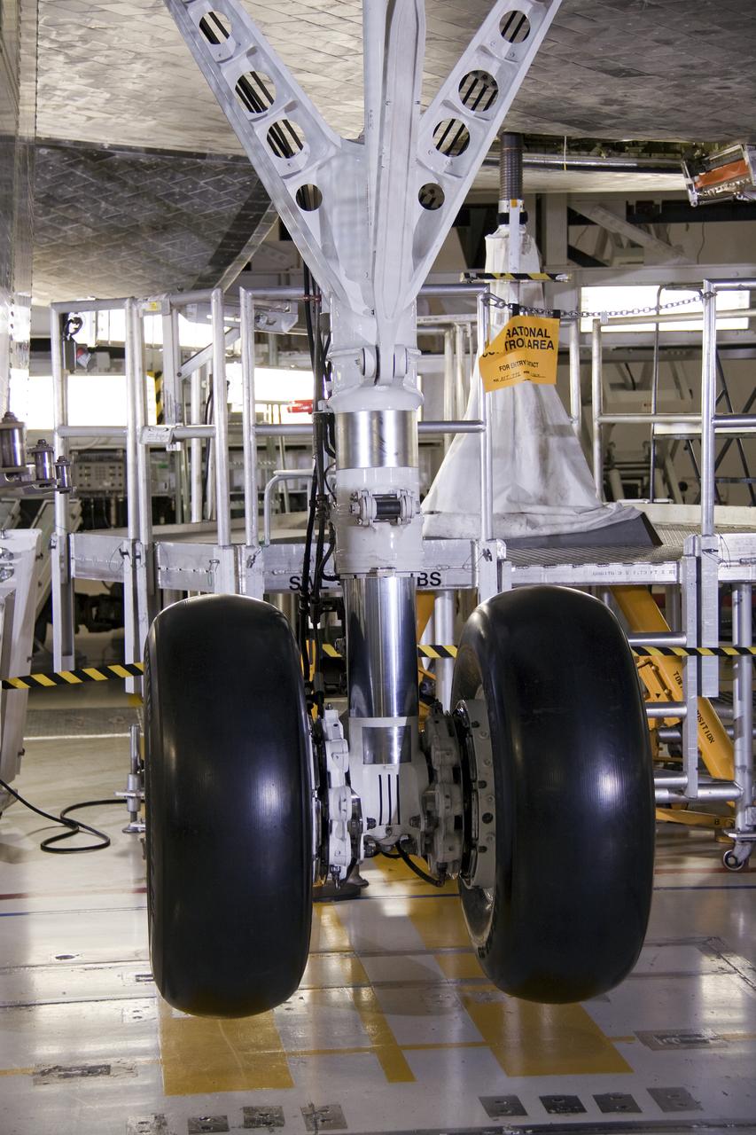 STS-132 Atlantis Rear Landing Gear Drop