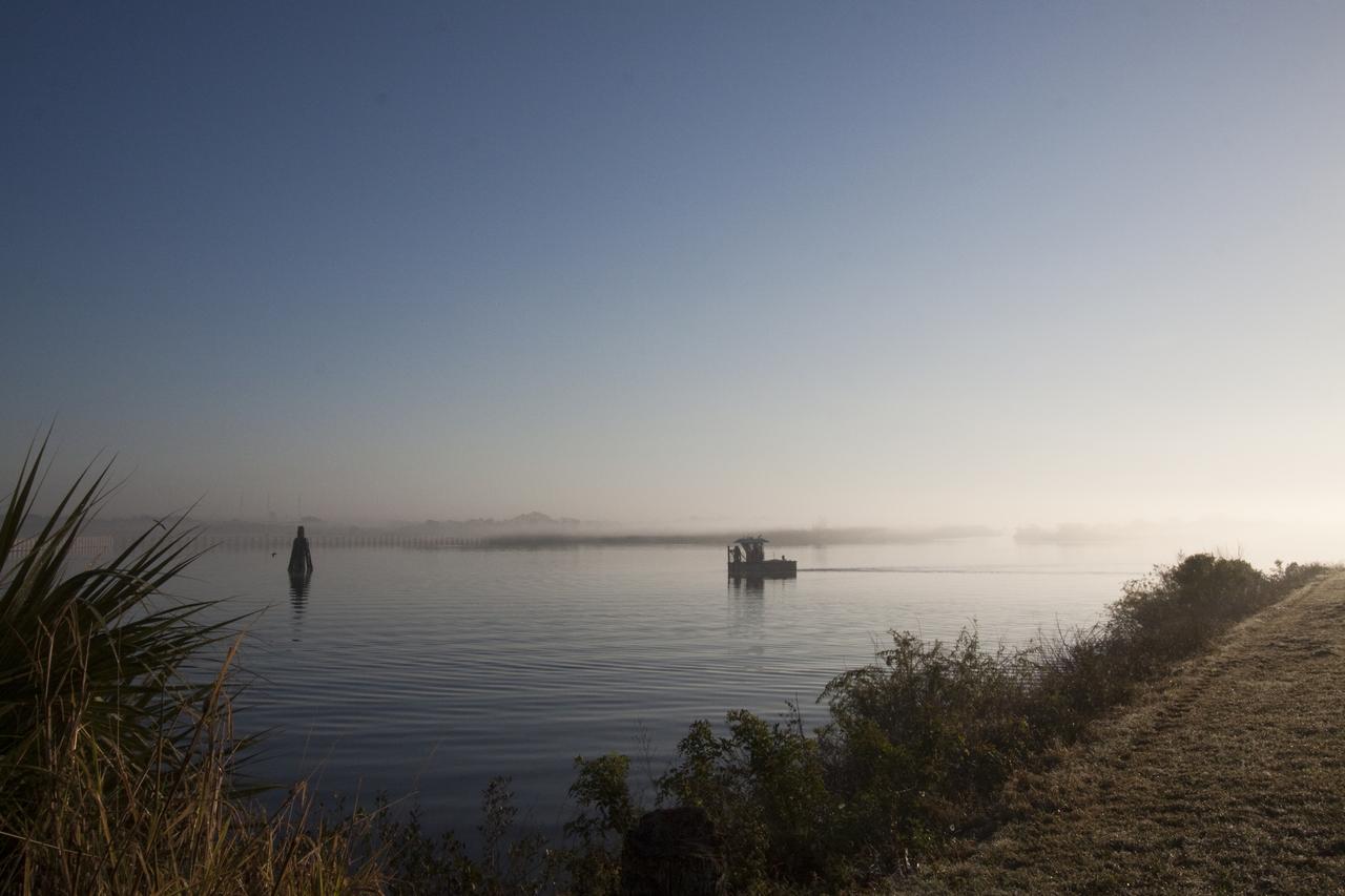 KSC WEATHER - FOG SHOTS LOOKING FROM LC39 BASIN