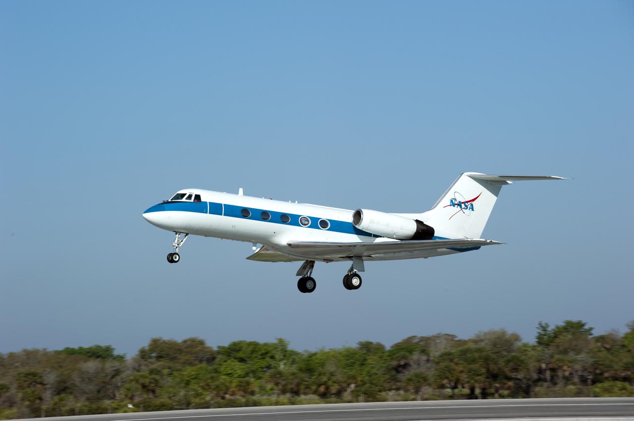 STS-131 LAUNCH L-3 SUITED STA'S