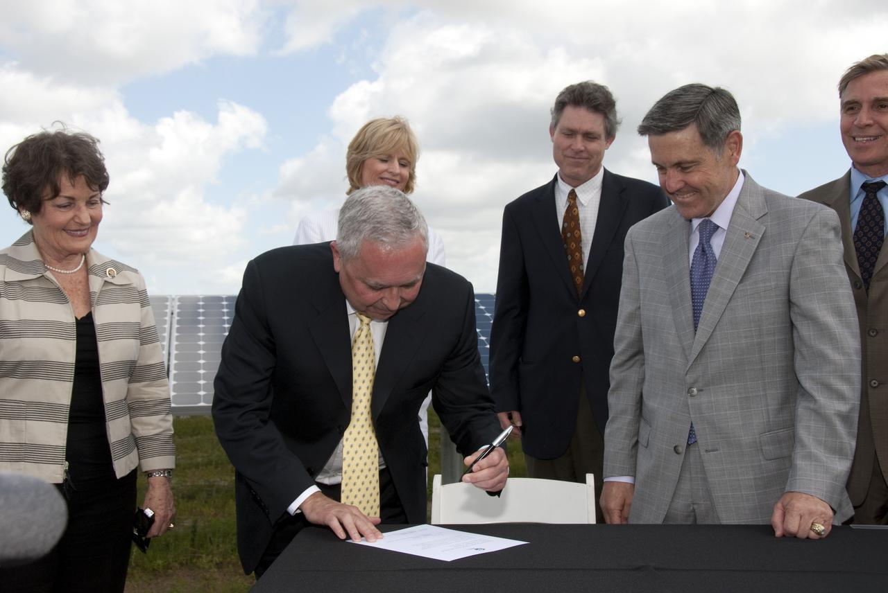 NEW NASA-FPL SOLAR FIELD DEDICATION - NORTH MERRITT ISLAND