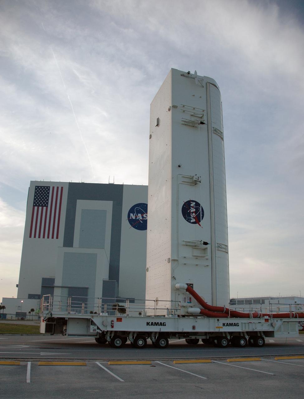 STS-132 PAYLOAD CANISTER PASSES VAB-LCC ENROUTE TO PAD 39A