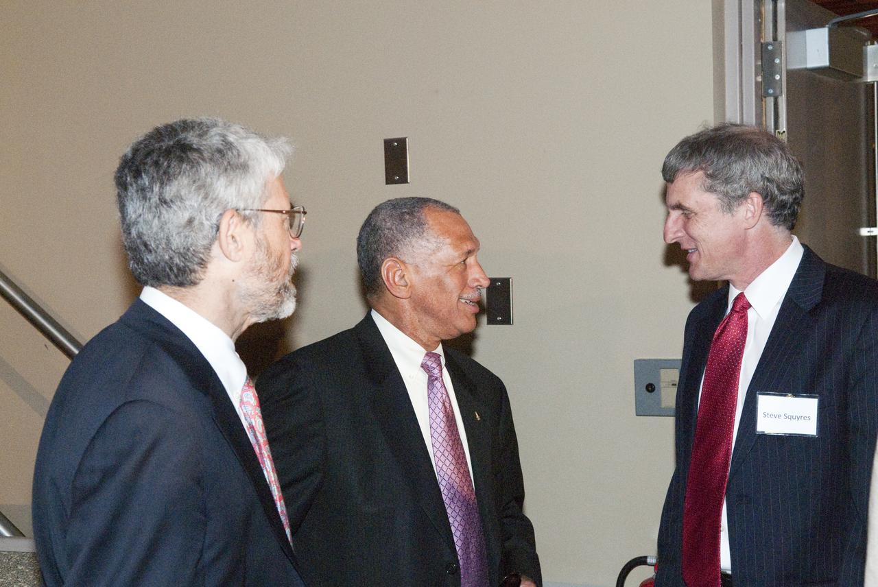 CAPE CANAVERAL, Fla. - In the Astronaut Encounter Theater at the NASA Kennedy Space Center Visitor Complex in Florida, John Holdren, assistant to the President for science and technology and director of the White House Office of Science and Technology Policy, NASA Administrator Charles Bolden and Dr. Steve Squyres, Astronomy Professor at Cornell University took a few moments to talk prior to the wrap up of the Conference on the American Space Program for the 21st Century. Photo Credit: NASA_Jim Grossmann