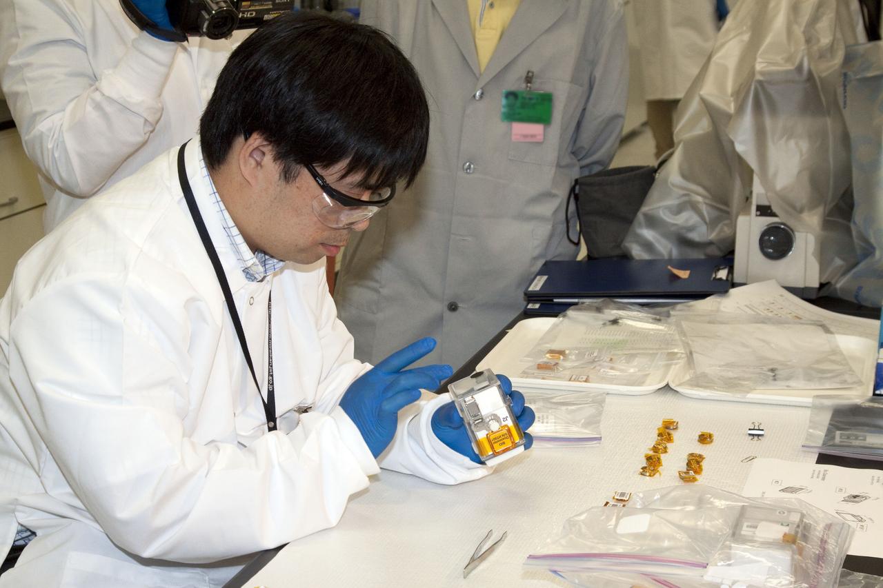 STS-132 JAXA FISH SCALES & HYDROTROP EXPERIMENTS