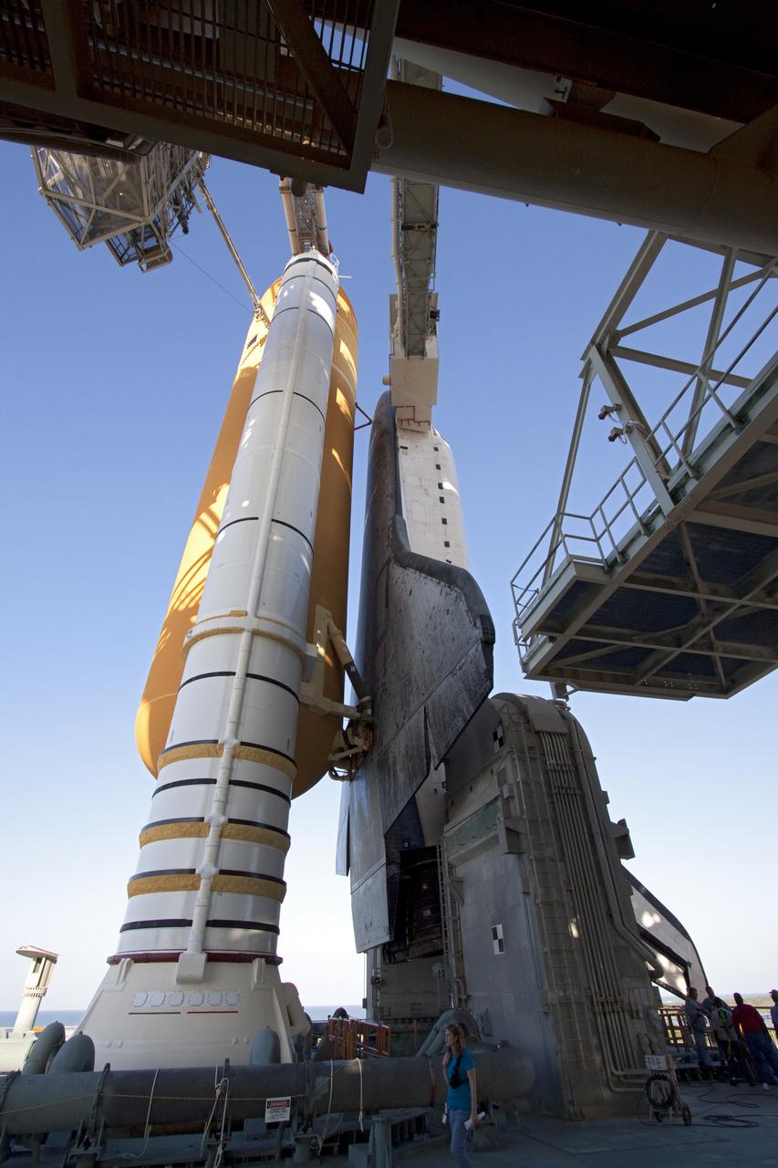 STS-132 LAUNCH L-1 RSS ROLLBACK