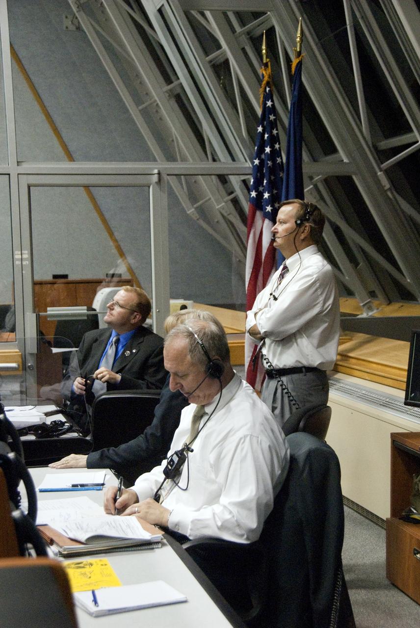 STS-132 LAUNCH L-0 FIRING ROOM 2 & 4 TANKING PRELAUNCH ACTIVITIES