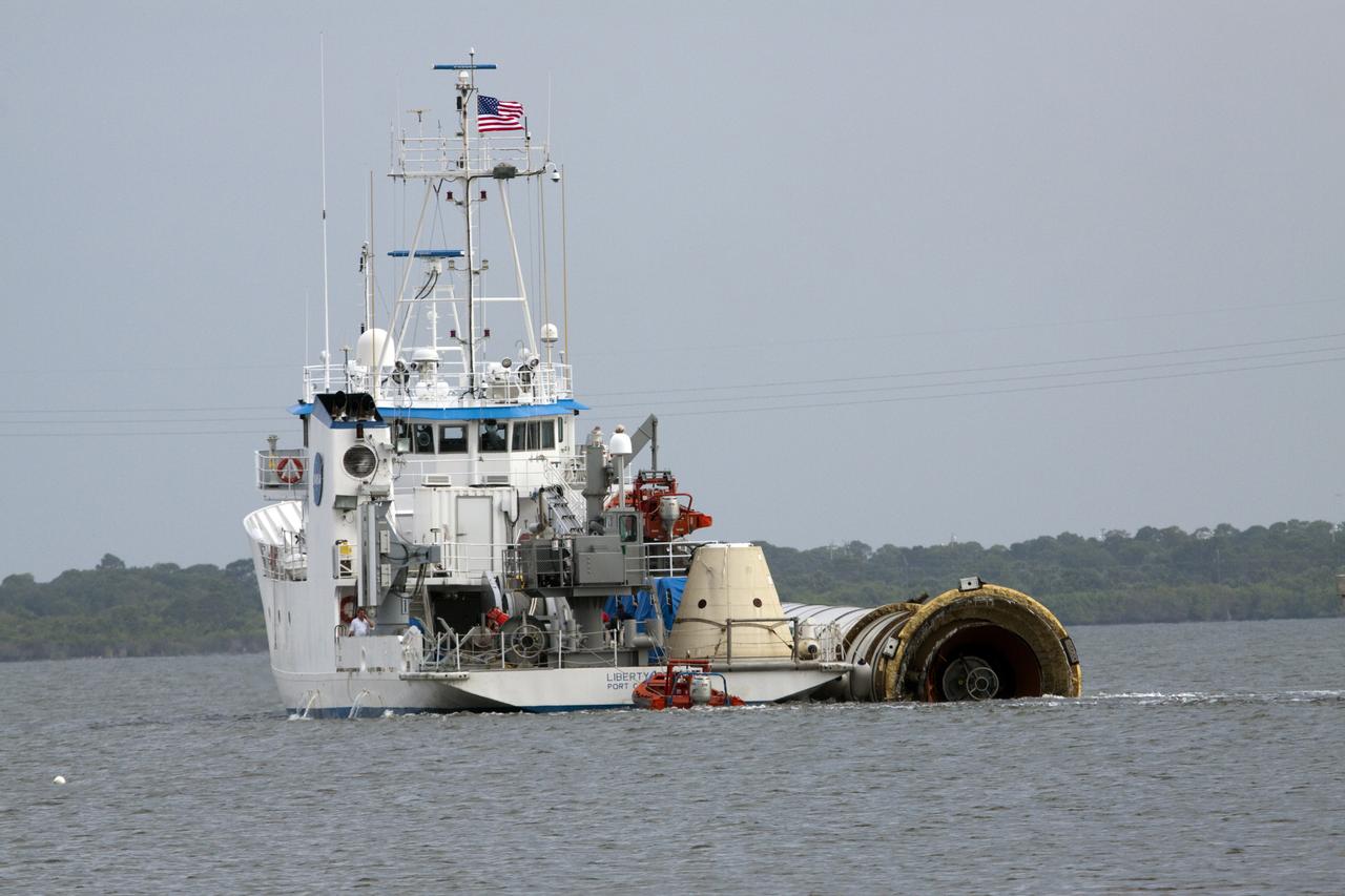STS-132 SRB RETRIEVAL SHIPS RETURN TO HANGAR AF