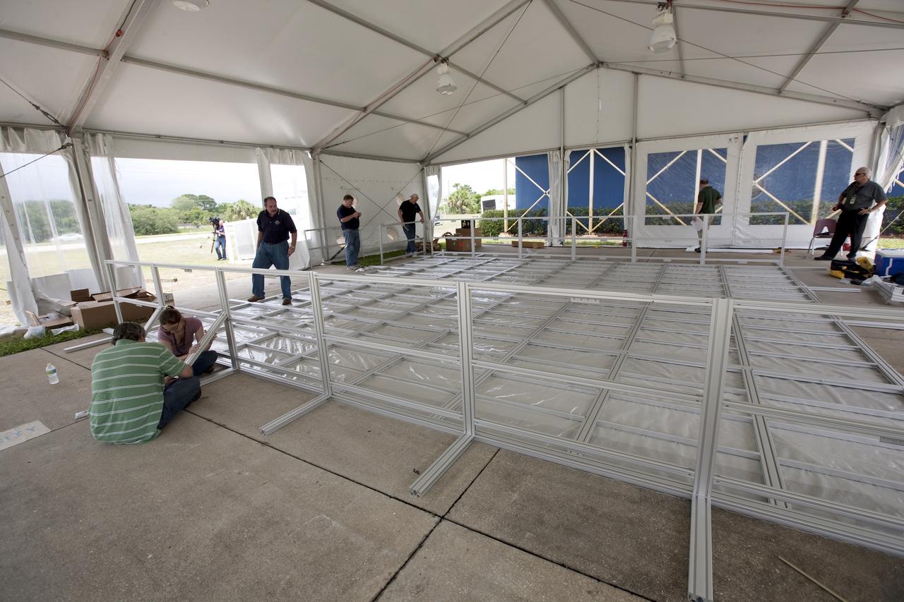 LUNABOTICS EVENT - SANDBOX ARRIVAL AT ASTRONAUT HALL OF FAME