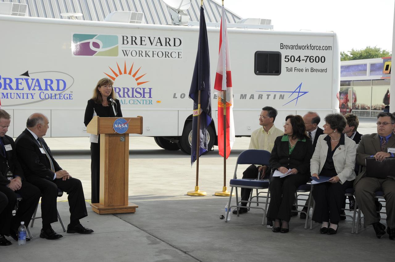 Secy. Labor Hilda Solis and Lori Garver Announcement to Assist NASA Workers