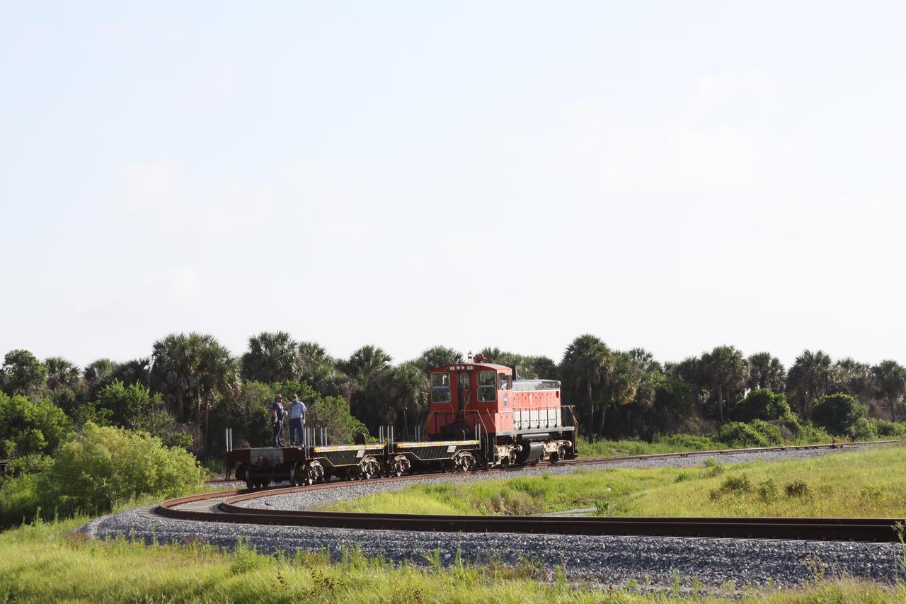 STS-335 Left Forward Segment on Train is Moved to RPSF