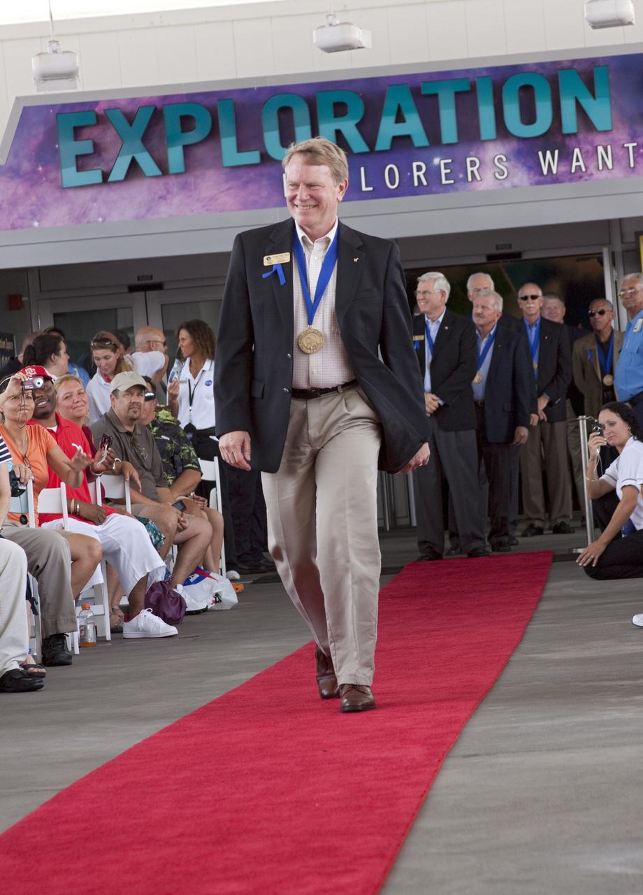 2010 ASTRONAUT HALL OF FAME INDUCTEES