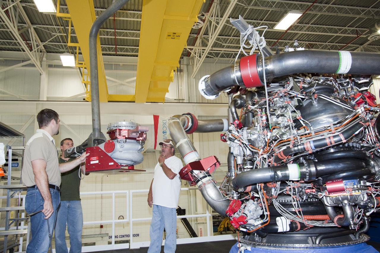 STS-133 DISCOVERY ENGINE-1 TURBO PUMP REMOVAL