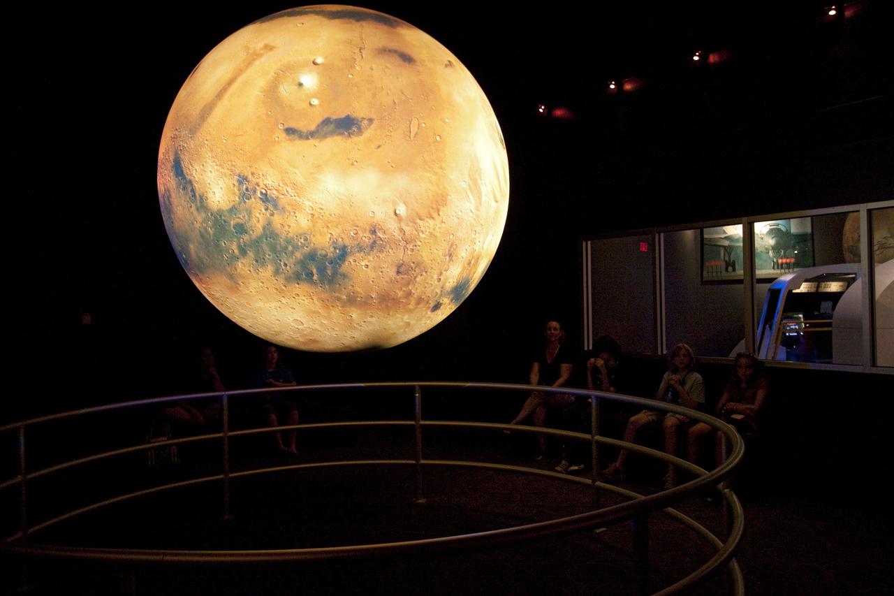 NASA FAMILY EDUCATION NIGHT