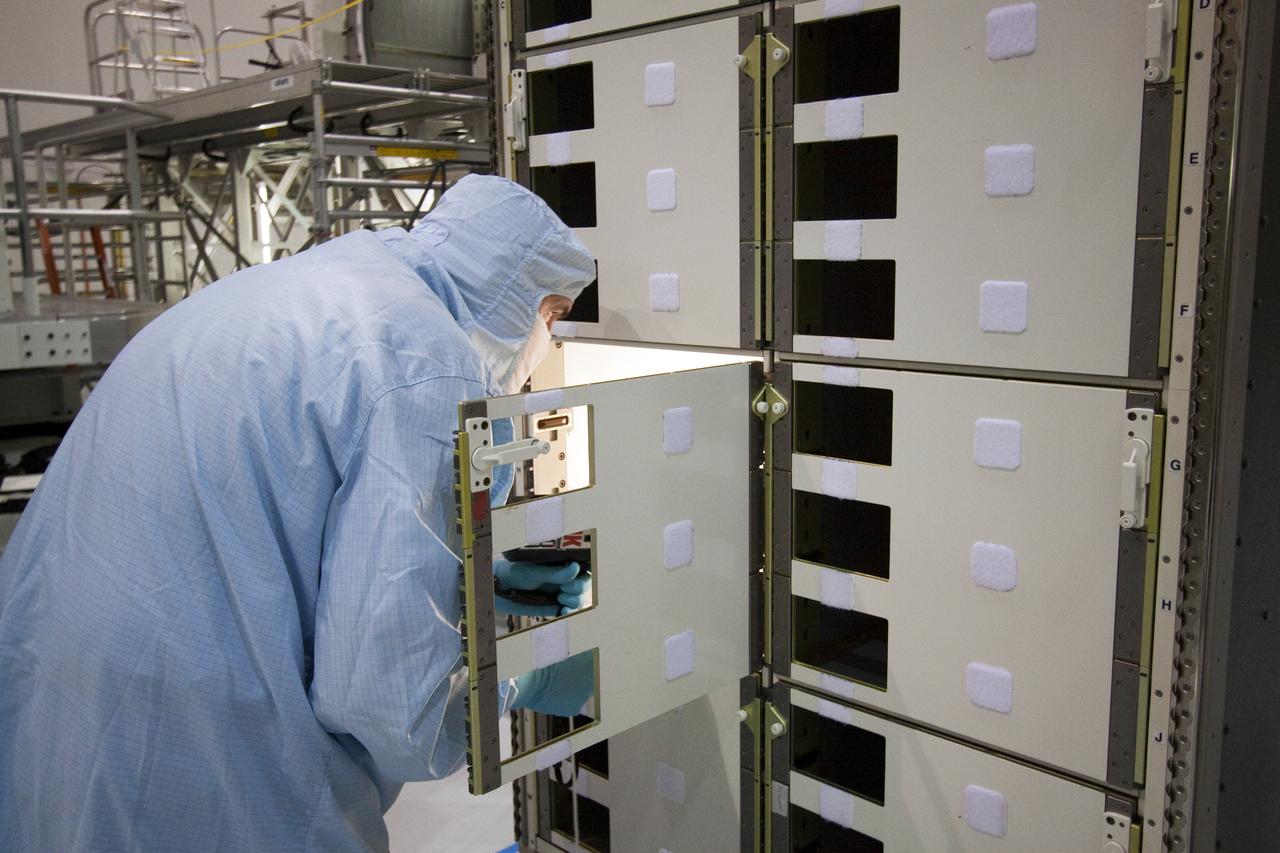 STS-133 PMP RACK INSTALLL PREPS