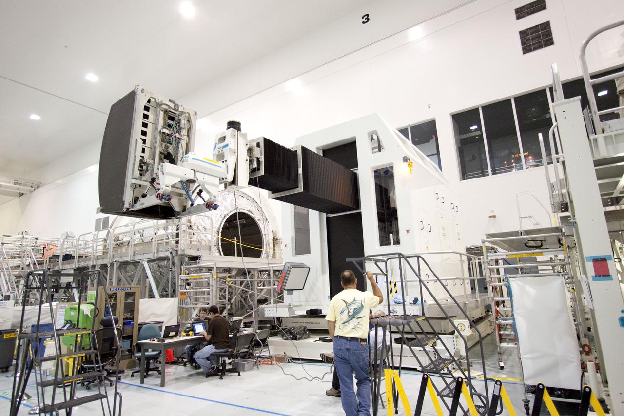 STS-133 RACK INSTALL TO PMM