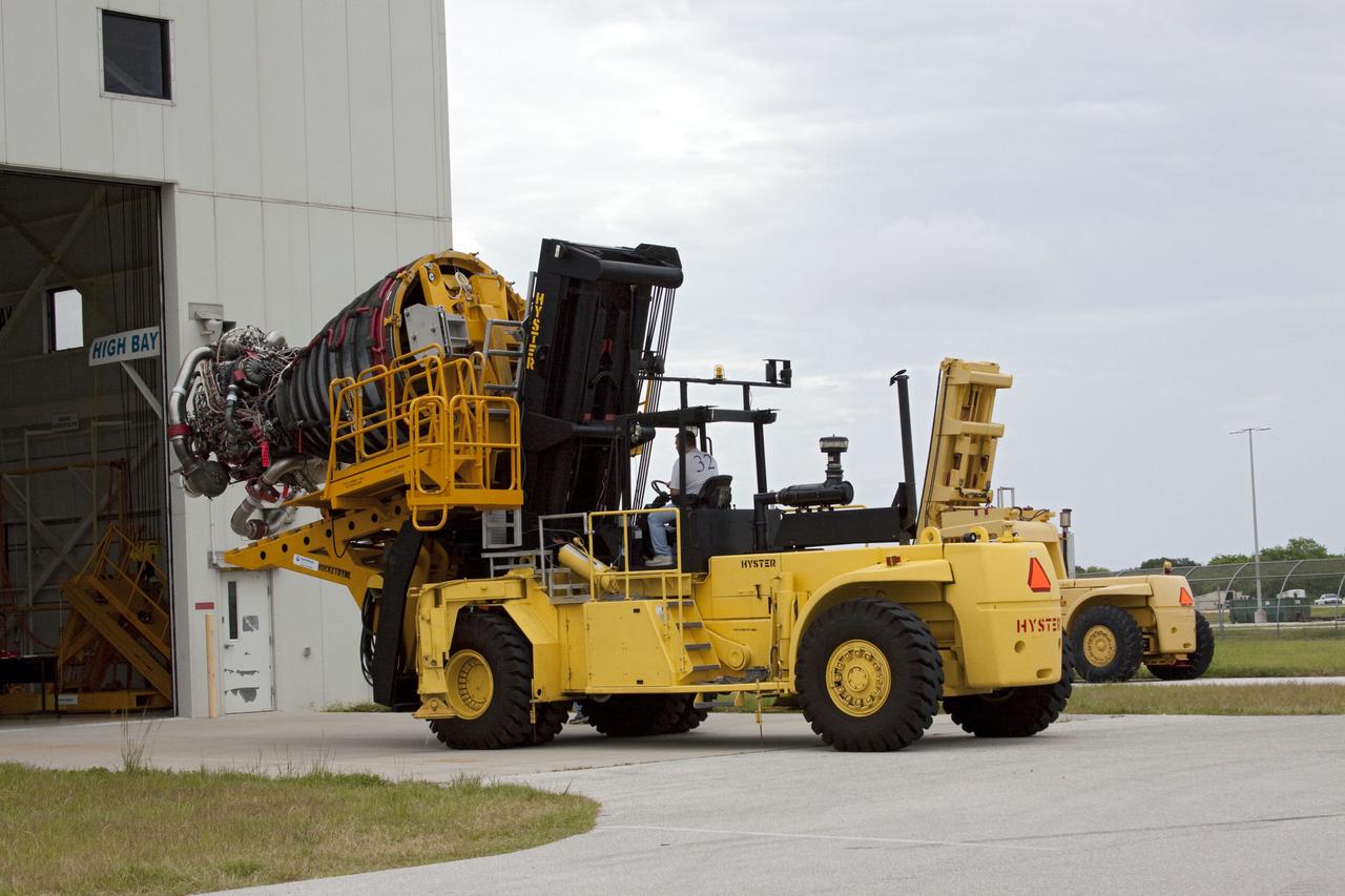 STS-335 LAUNCH ON NEED - ATLANTIS - ENGINE #3 REMOVAL