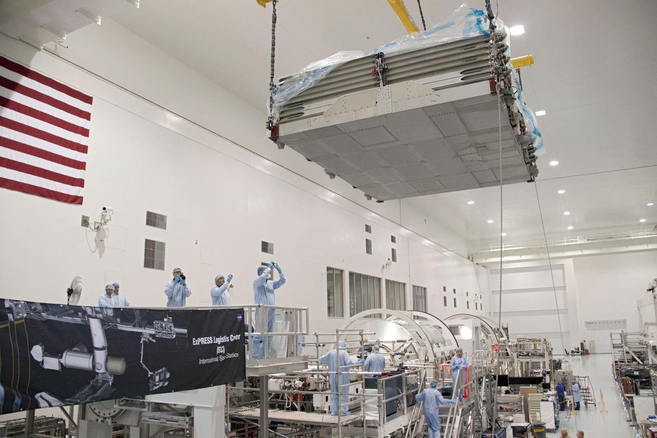 STS-133 HRS INSTALLATION TO PMM