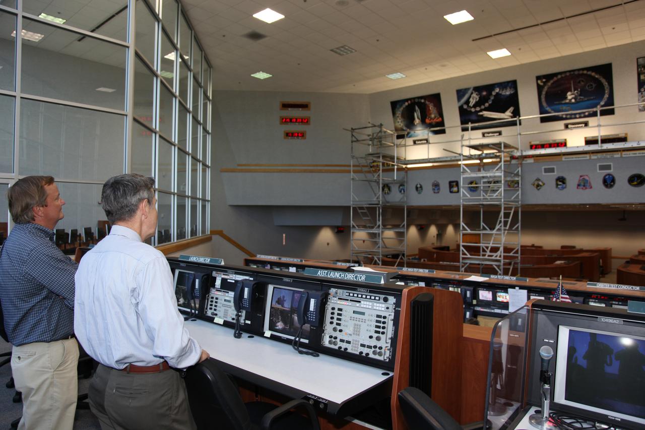 Firing Room 4 Shuttle Art with Robert Cabana & Mike Leinback