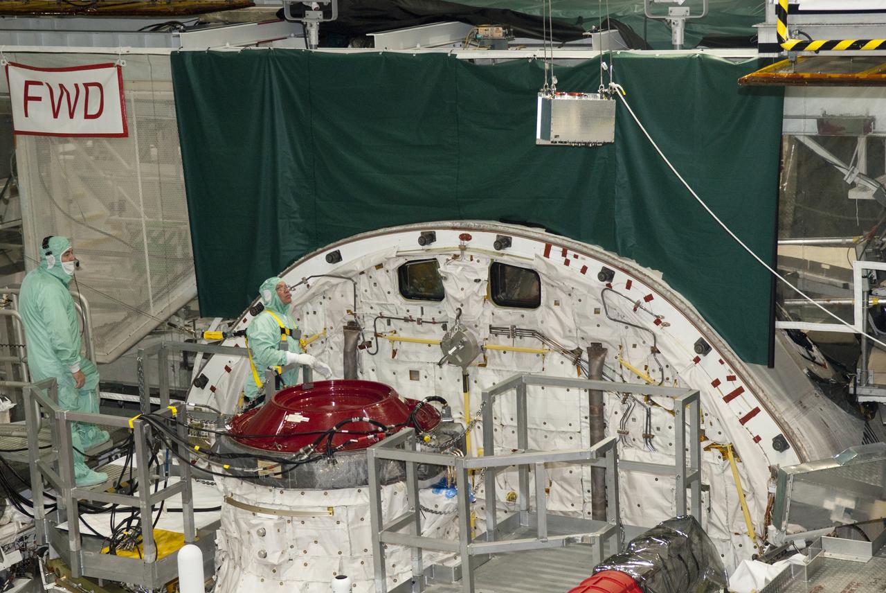 STS-134 ENDEAVOUR STORRM INSTLN FORWARD CARGO BAY FOR "BALL" ORION PROJECT - DOCKING EXPERIMENT - LARK