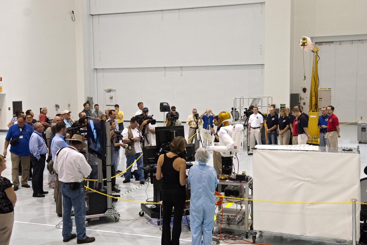 STS-133 R2 ROBONAUT MEDIA EVENT