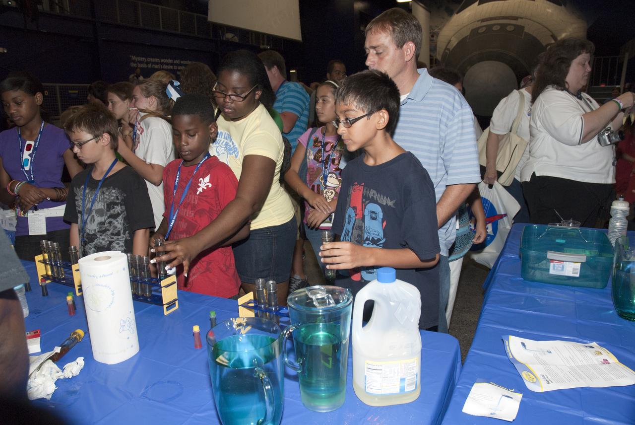 NASA FAMILY EDUCATION NIGHT