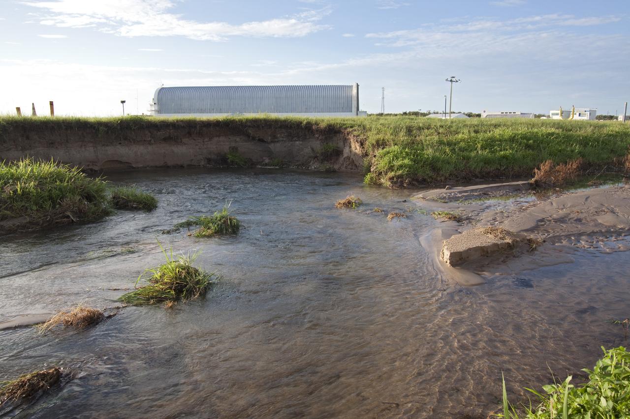 WATER MAIN BREAK AT KSC - SATURN CAUSEWAY