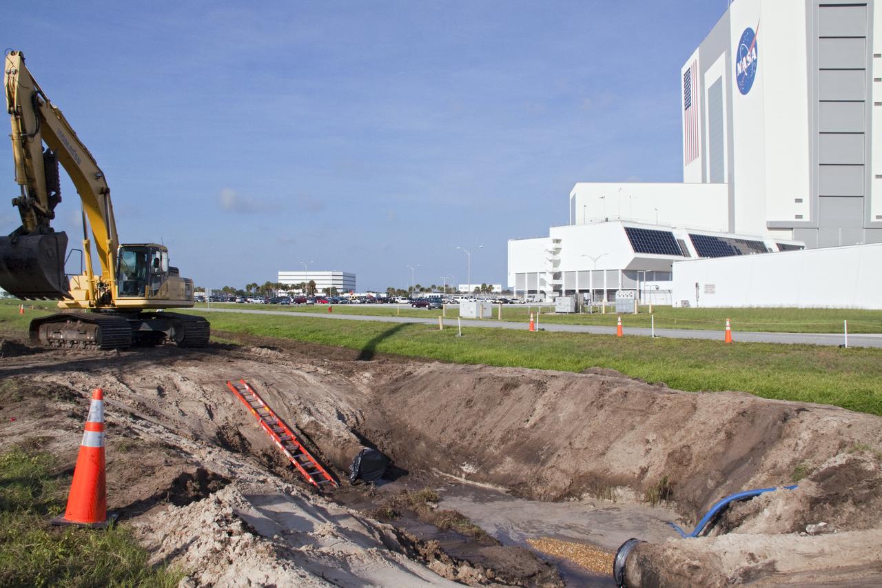 WATER MAIN BREAK REPAIRS AT KSC-LC39