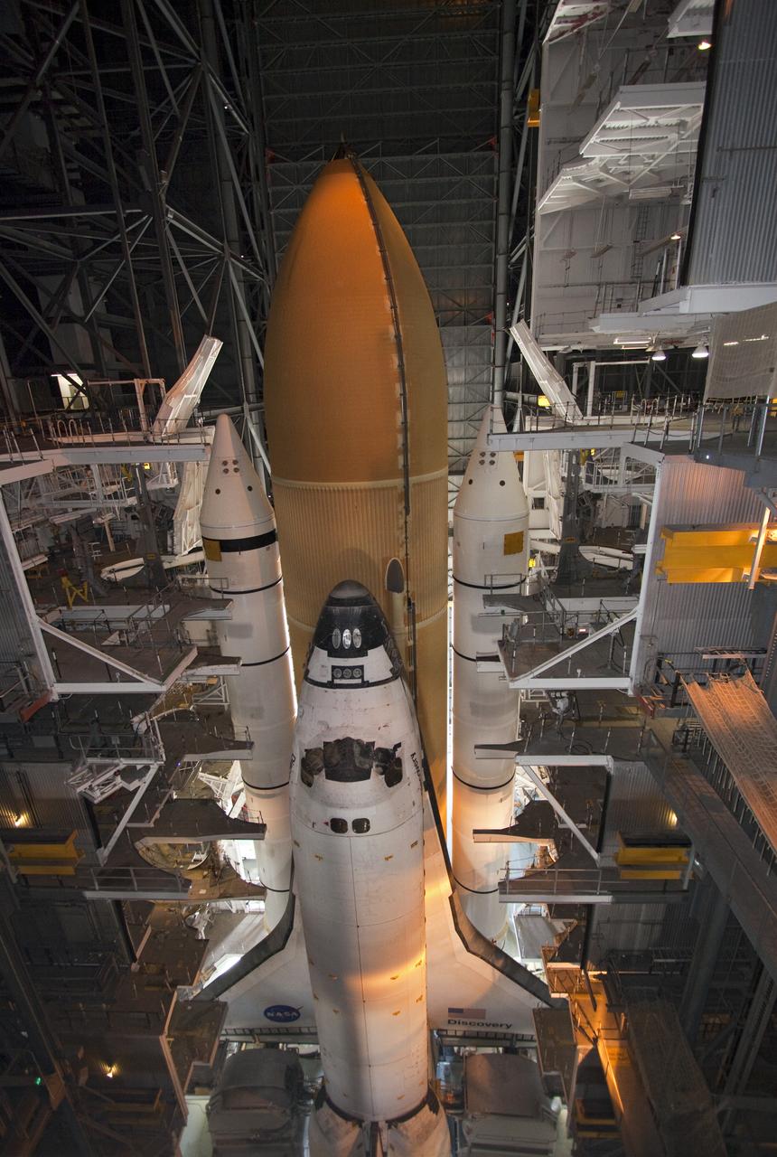 STS-133 DISCOVERY COMPLETE STACK - PRE-ROLLOUT