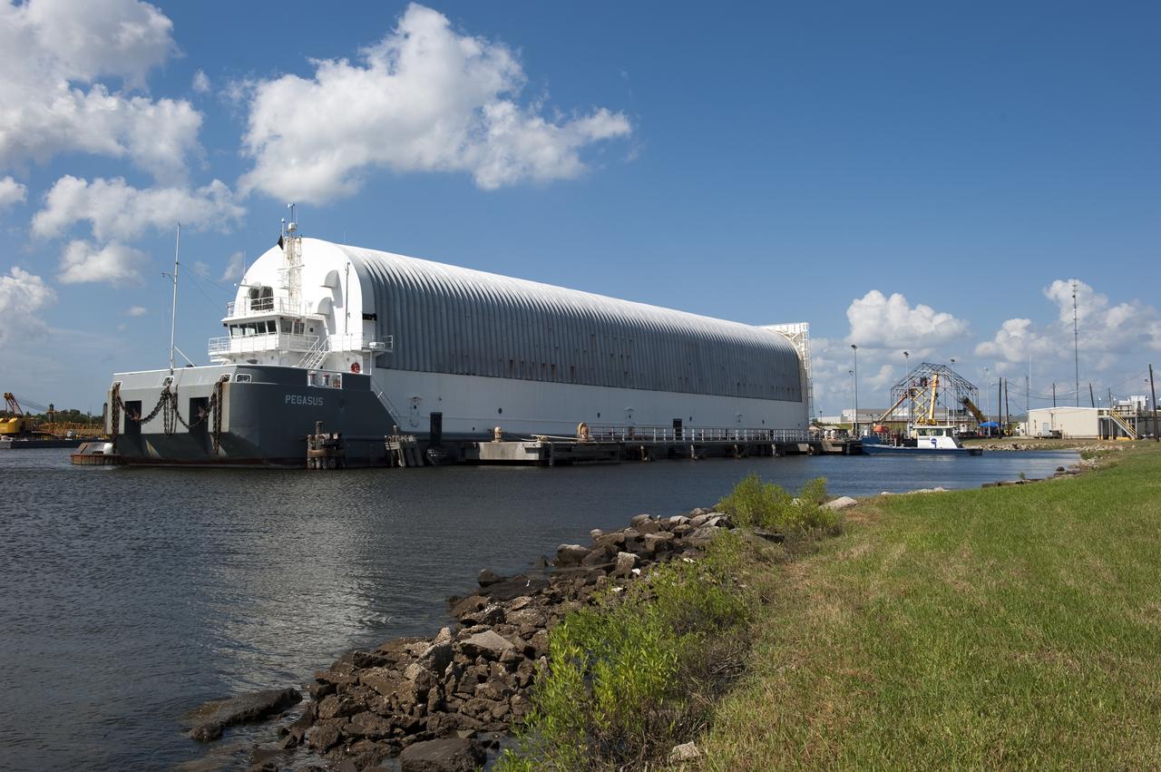 STS-335 LAUNCH ON NEED - ET-122 DEPARTS MICHOUD - ENROUTE TO KSC - 9-20-10 THRU 9-26-10