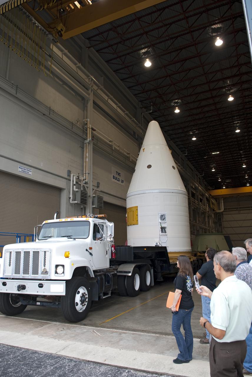 STS-335 LAST FWD SEGMENT XFER FROM ARF TO VAB