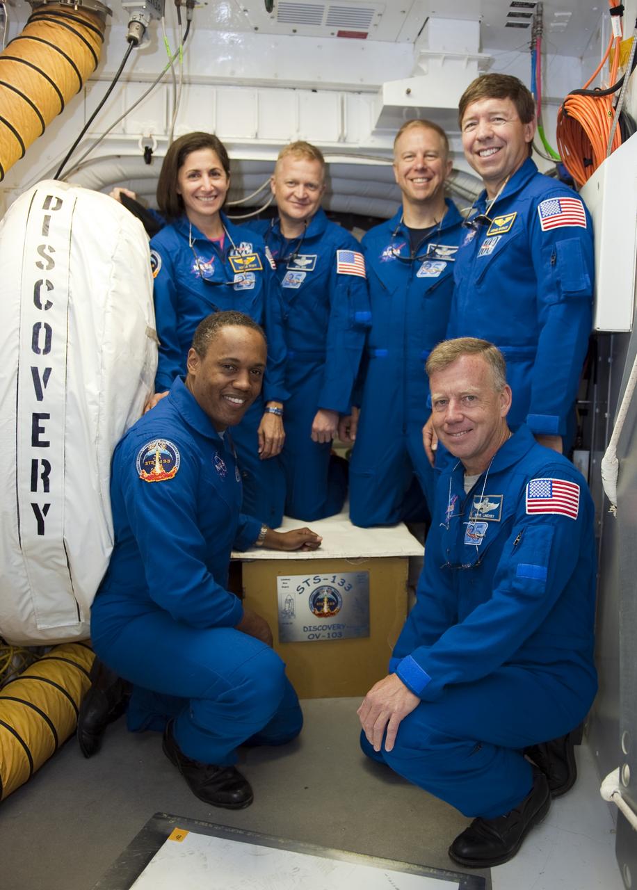 STS-133 TCDT - EMERGENCY EGRESS TRAINING